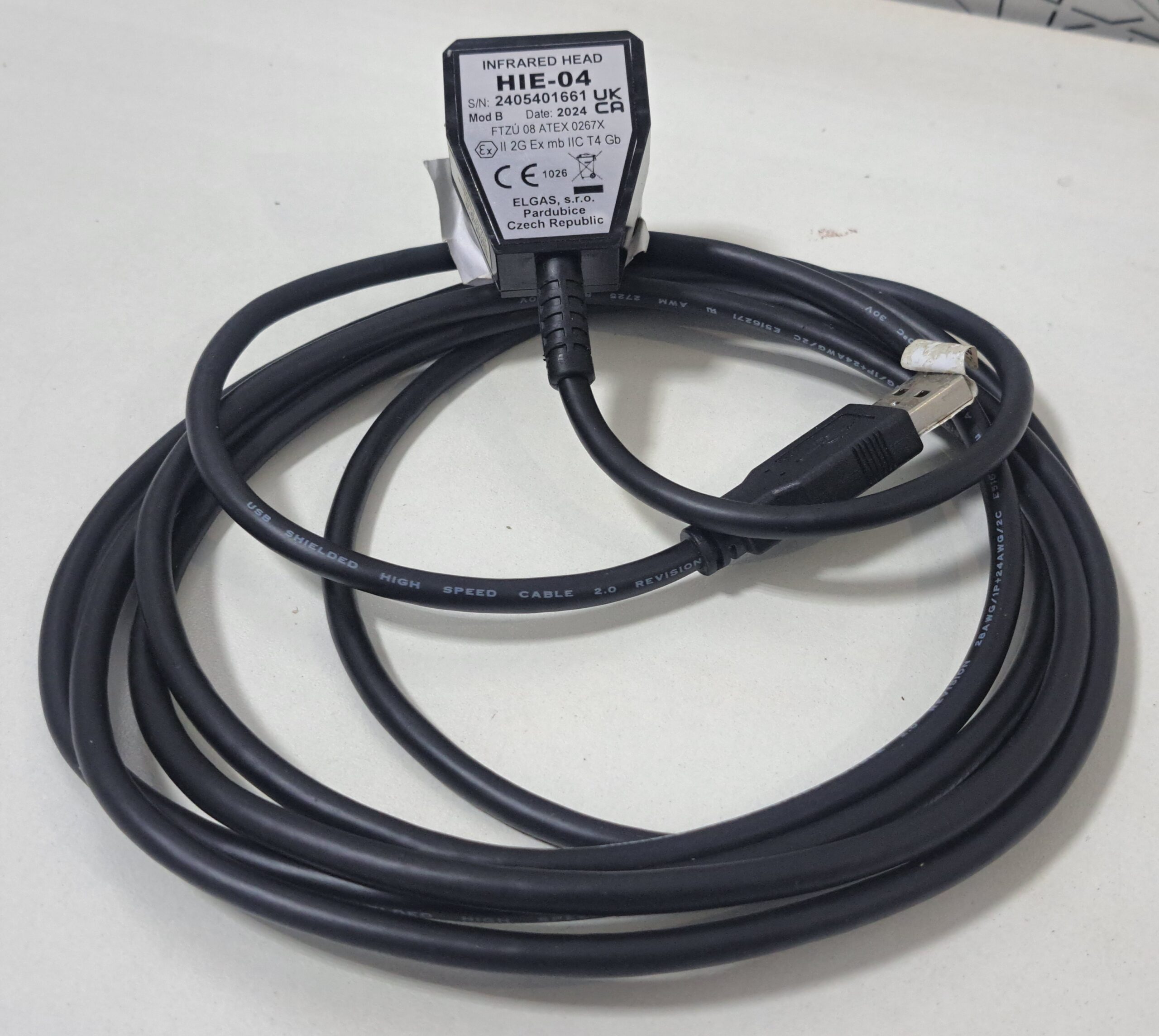 Downloading cable